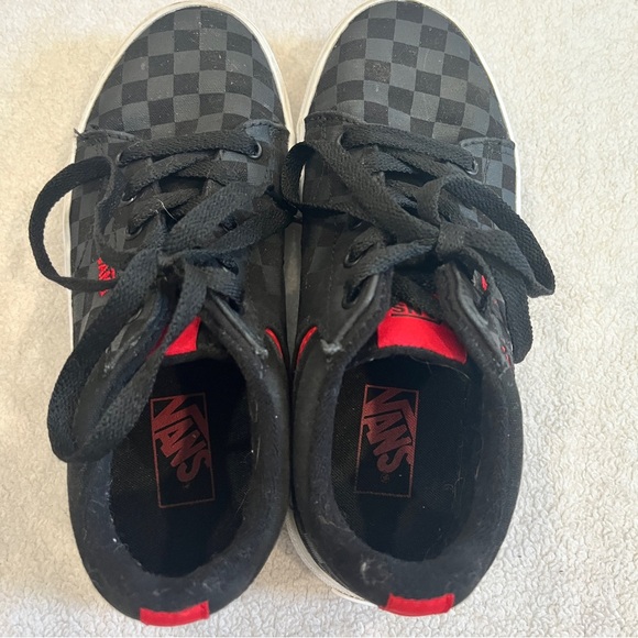 Vans Boys Size 2.5 Low Top Canvas Seldan Check Shoes Sneakers Skateboarding - Picture 7 of 12